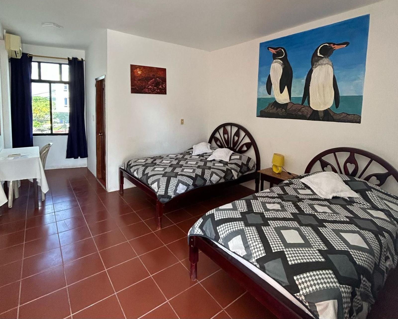Hotel Isla Del Descanso Puerto Villamil Esterno foto